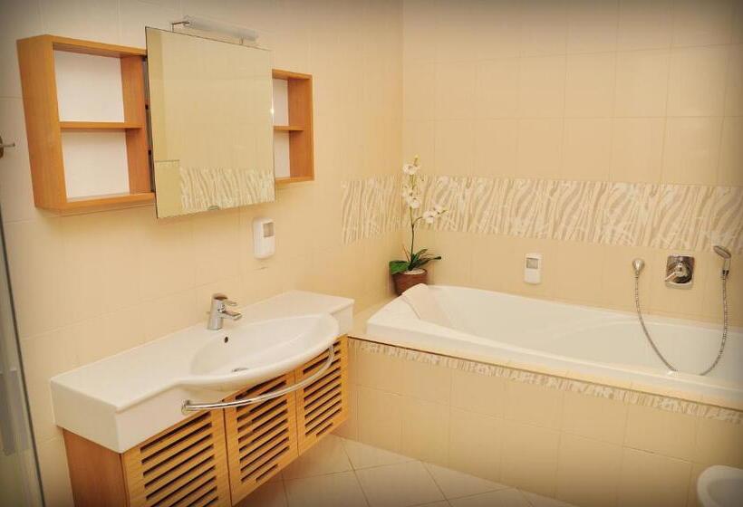 펜션 Penzion Přeštěnice