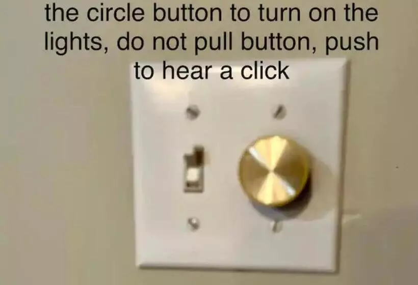 Majatalo Small Private Get Away, Tiny Home Garage Studio Apartment