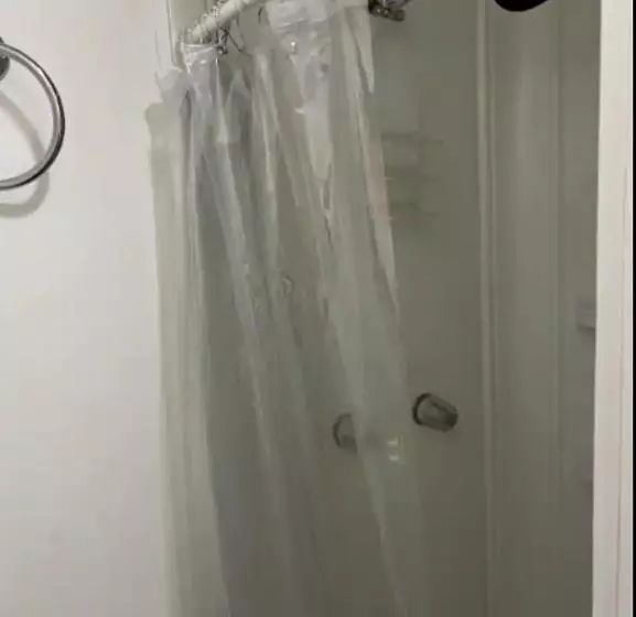 Majatalo Small Private Get Away, Tiny Home Garage Studio Apartment