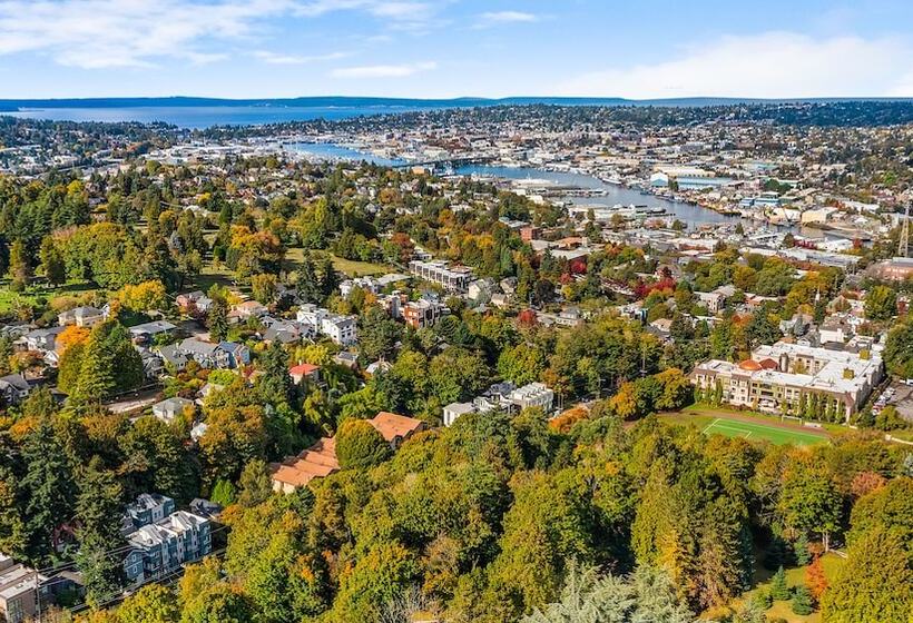 پانسیون Solo S Smuggler Suite