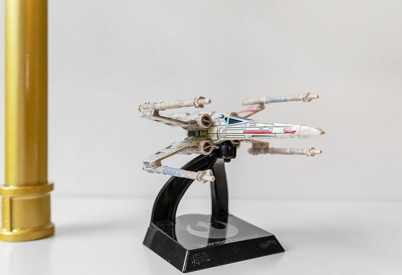 پانسیون Solo S Smuggler Suite