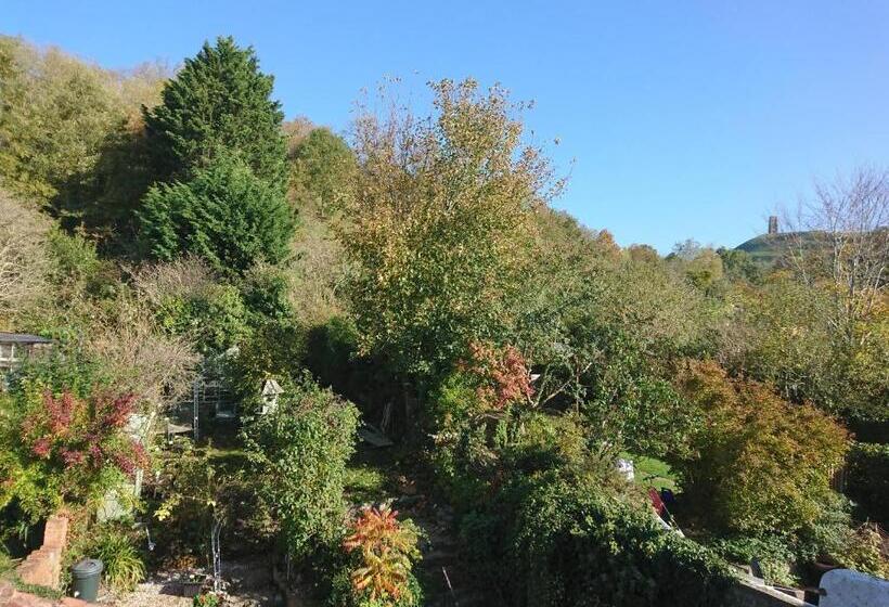 پانسیون The Prophecy Of Light Retreat