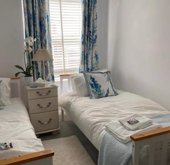 Majatalo The Prophecy Of Light Retreat