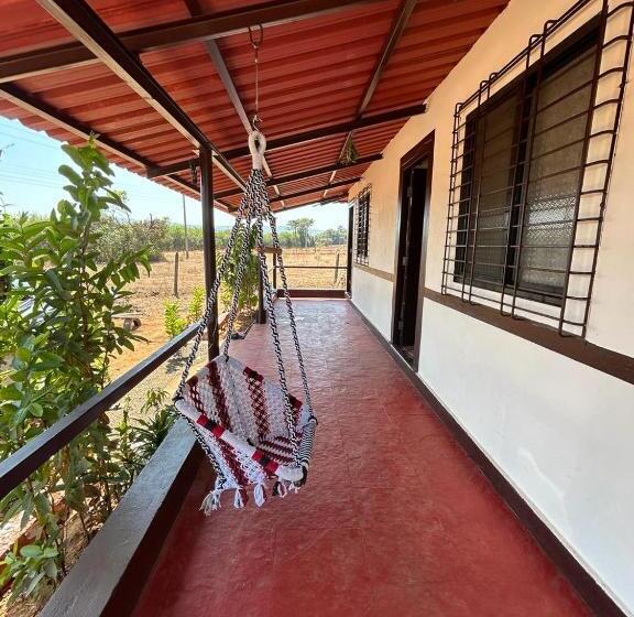 Hotell Hiranya Farm Stay