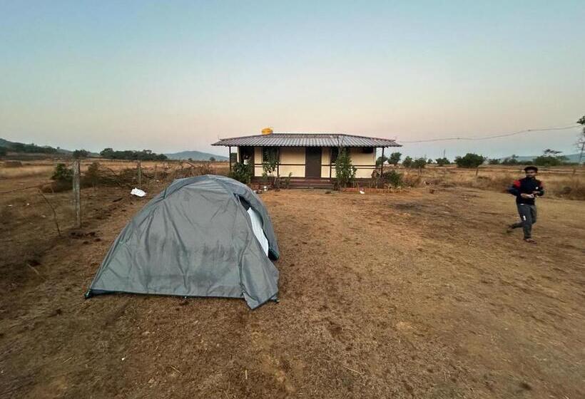 Hotell Hiranya Farm Stay