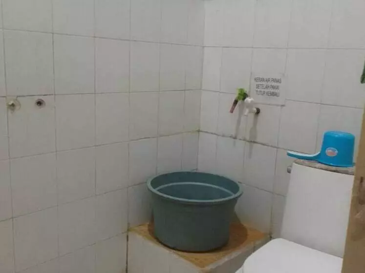 Hotelli Oyo 93663 Penginapan Otw