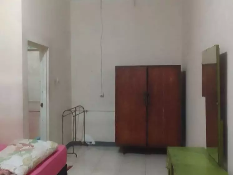 Hotelli Oyo 93663 Penginapan Otw