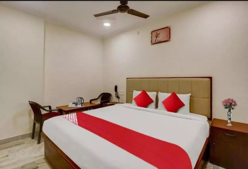 ホテル Sri Sai Residency