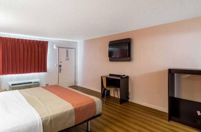 فندق Whitten Inn