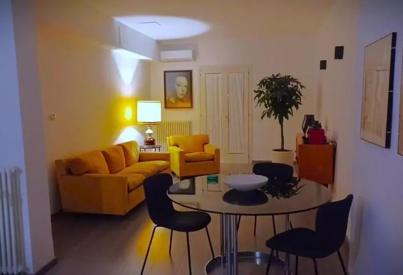 پانسیون 70 Lab Apartment