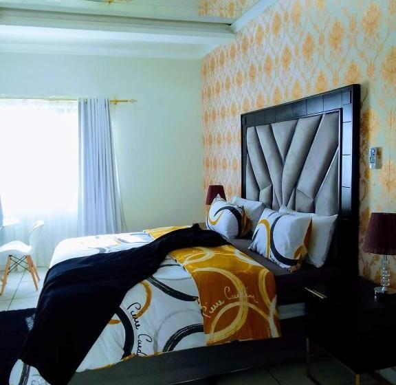 بنسيون Azalea Lodge