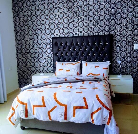 بنسيون Azalea Lodge