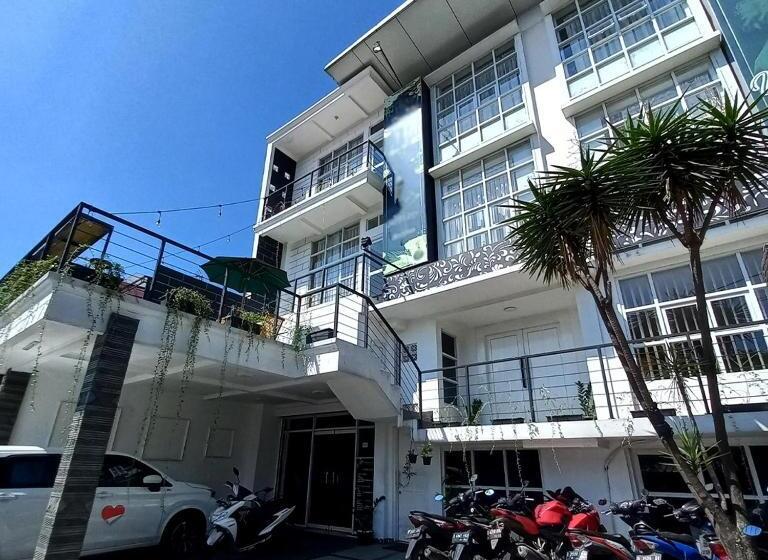 پانسیون Dinasty Living Guesthouse Syariah