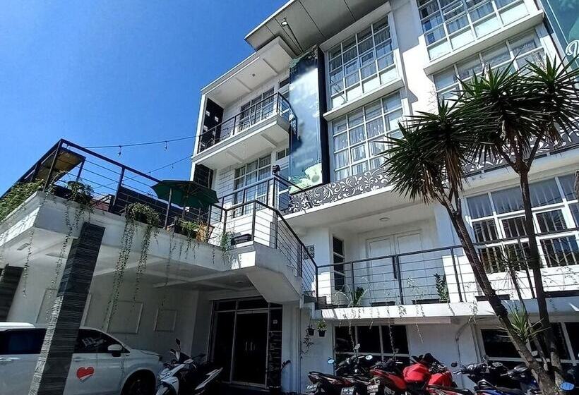 پانسیون Dinasty Living Guesthouse Syariah