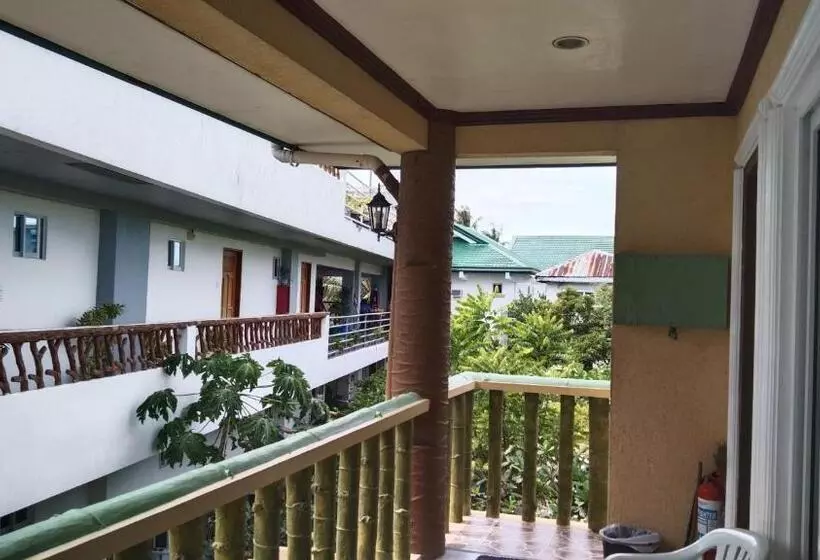 ペンション Hmc Guesthouse   Malapascua Island Fan #2