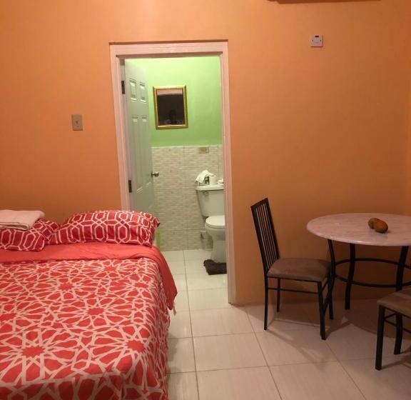 پانسیون Sgr Near The Sea