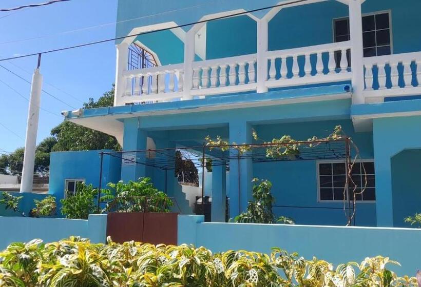 پانسیون Sgr Near The Sea