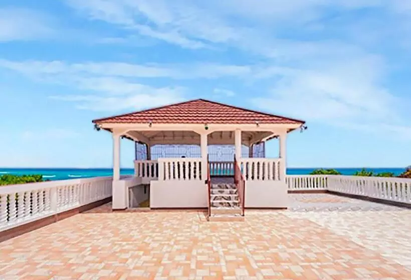 پانسیون Sgr Near The Sea