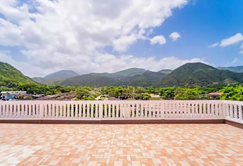 پانسیون Sgr Near The Sea