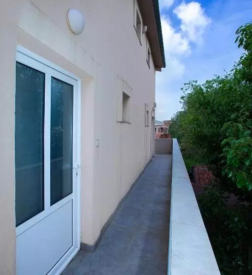 Villa Shu