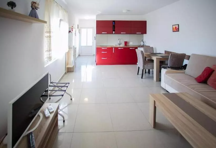 Villa Shu