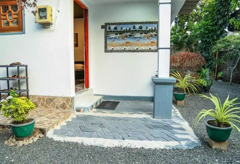 Aamiaismajoitus (B&B) Avian Villa Hikkaduwa