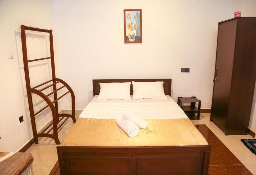 Bed and Breakfast Avian Villa Hikkaduwa