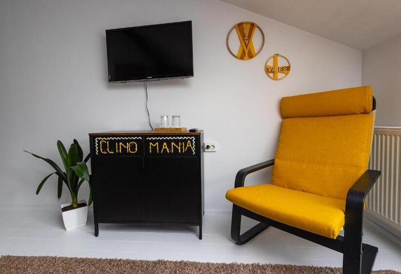 צימר In Longfield Town