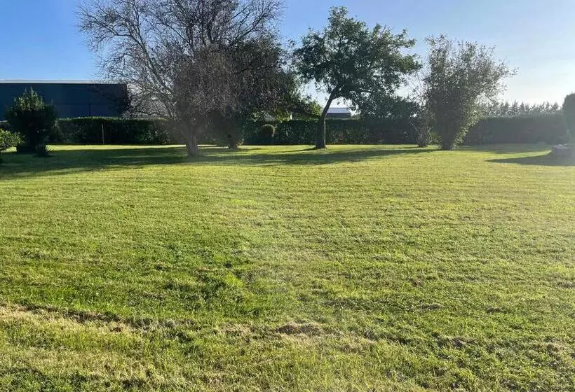 Aamiaismajoitus (B&B) La Villa Du Fresneaux