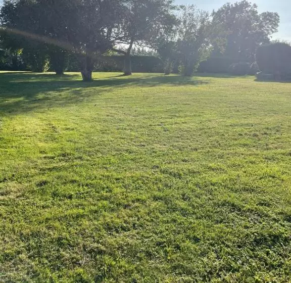 Aamiaismajoitus (B&B) La Villa Du Fresneaux