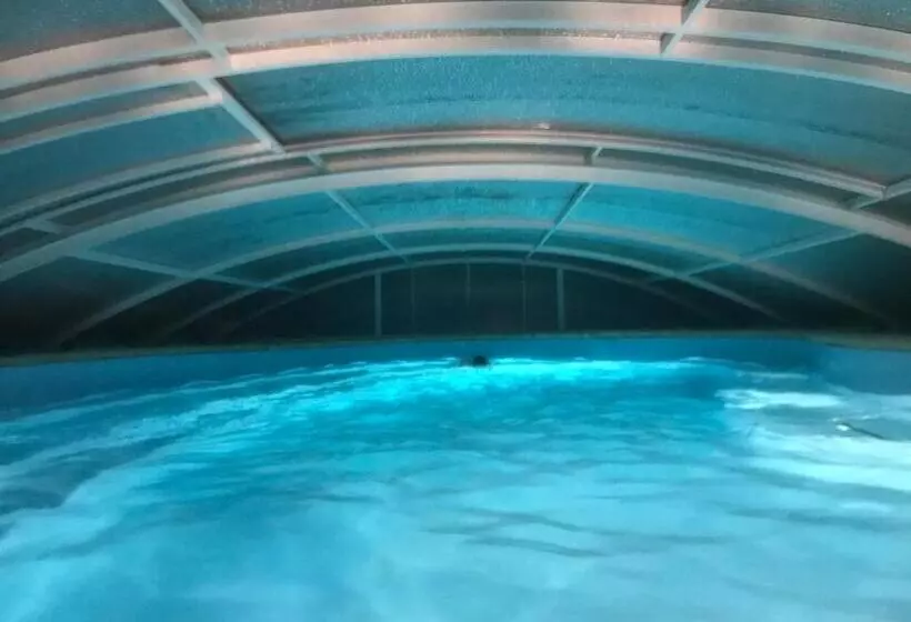 Aamiaismajoitus (B&B) La Villa Du Fresneaux