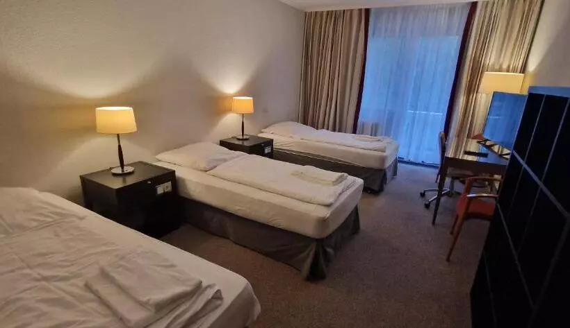 Businesshotel Am Peetzsee Grünheide