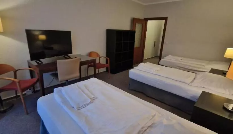 Businesshotel Am Peetzsee Grünheide