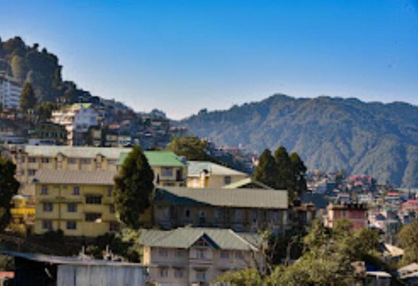 Darjeeling Hotel Summer Palace , Darjeeling