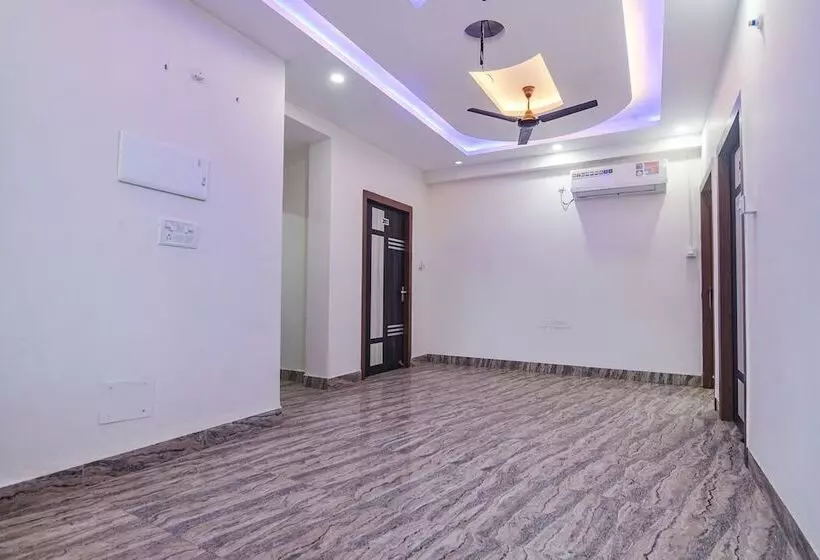 Fabhotel Buddha Sunrise