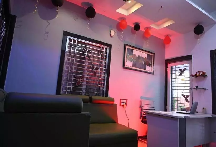 Hotelli Ayodhya Paying Guest