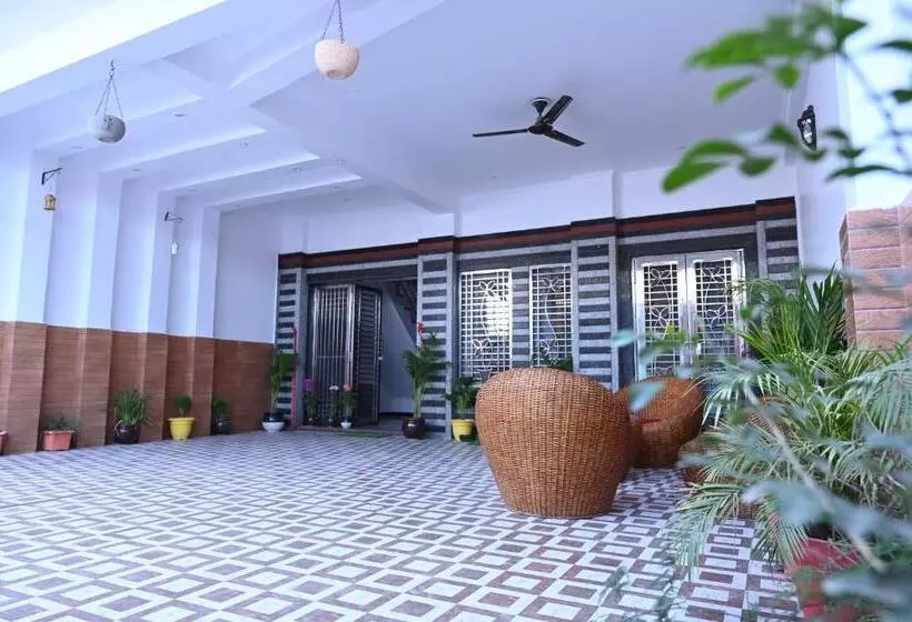 Hotelli Ayodhya Paying Guest