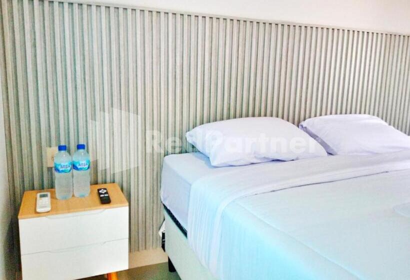 בית מלון כפרי Cerry Village Near Rs Mitra Siaga Tegal Redpartner