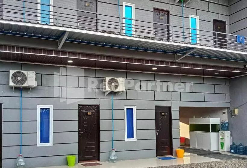 ホテル Cerry Village Near Rs Mitra Siaga Tegal Redpartner