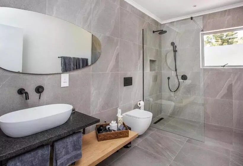 Majatalo Bluemari S Retreat