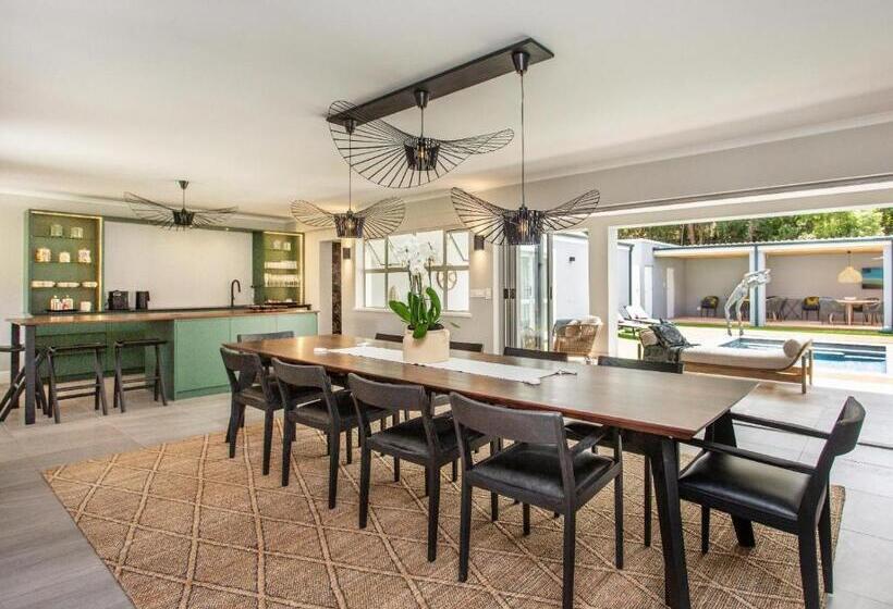 بنسيون Bluemari S Retreat