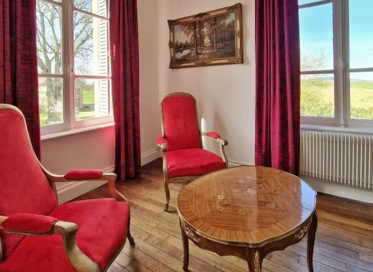 Majatalo Château Des Aulnes