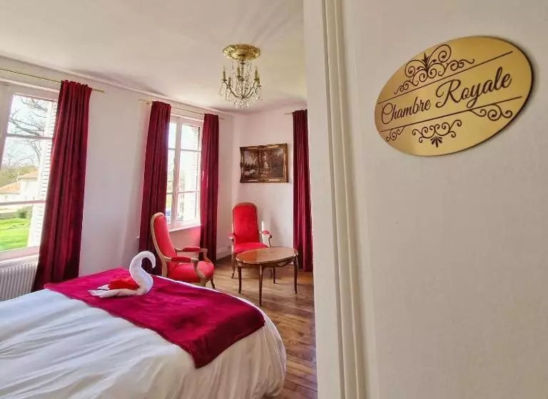 Majatalo Château Des Aulnes