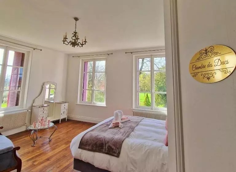 Majatalo Château Des Aulnes