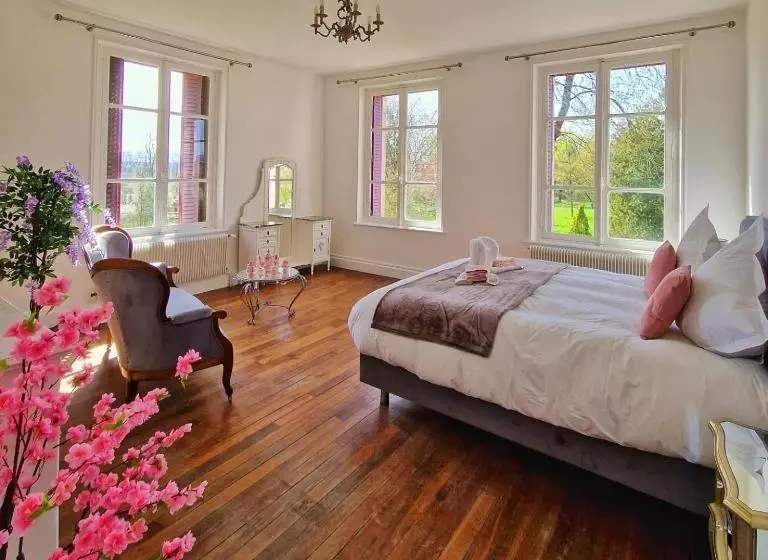 Majatalo Château Des Aulnes