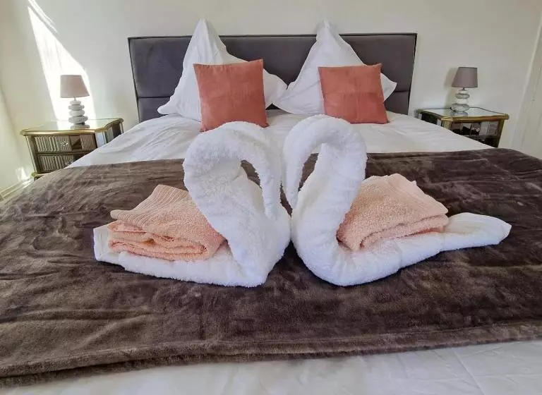 Majatalo Château Des Aulnes