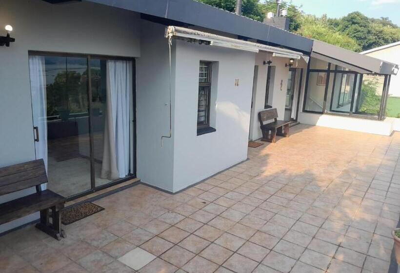 펜션 Dam House Lodge