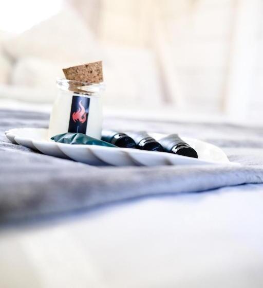 پانسیون Silk Cotton Cottages