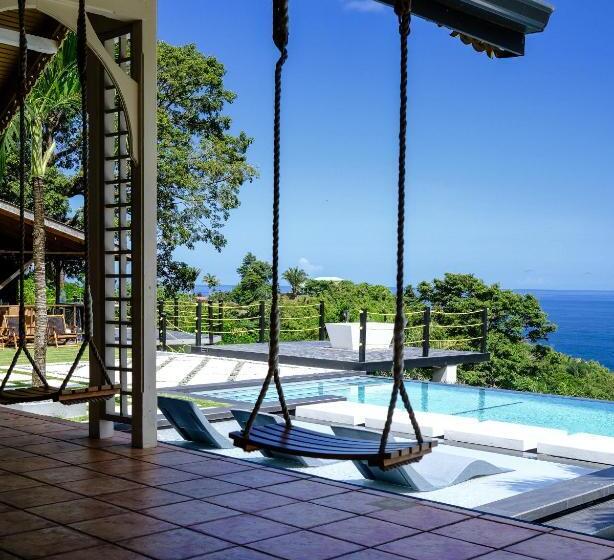 پانسیون Silk Cotton Cottages