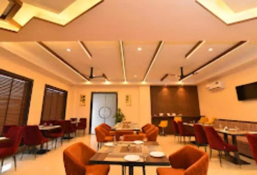 The Imperial Hotel And Convention Centre Kanpur